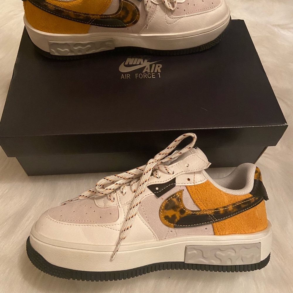 Nike Air Force 1